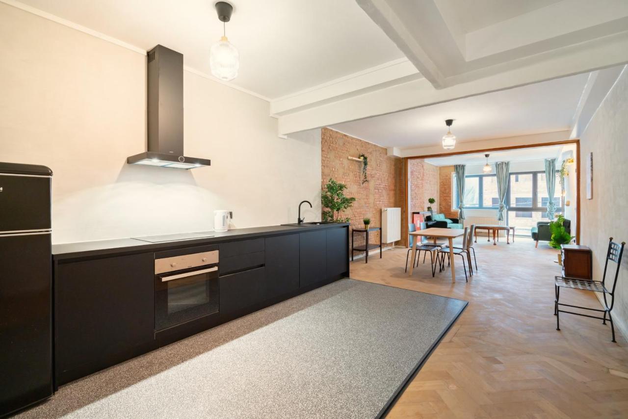 Charming And Spacious Antwerp City Center Apartments Buitenkant foto