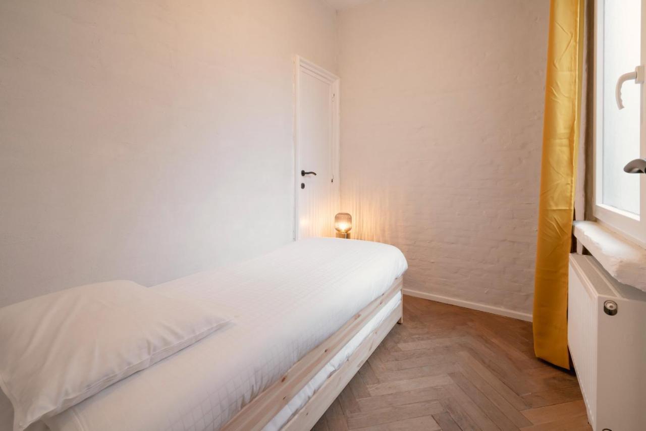 Charming And Spacious Antwerp City Center Apartments Buitenkant foto